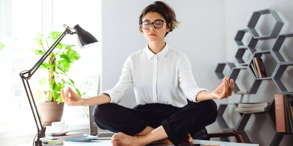 Internal image to control stress
